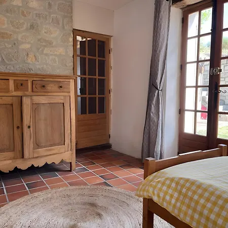Mas En Pierre Holiday home